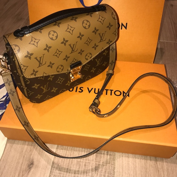 Louis Vuitton Pochette Metis Reverse Canvas - Picture 6 of 8